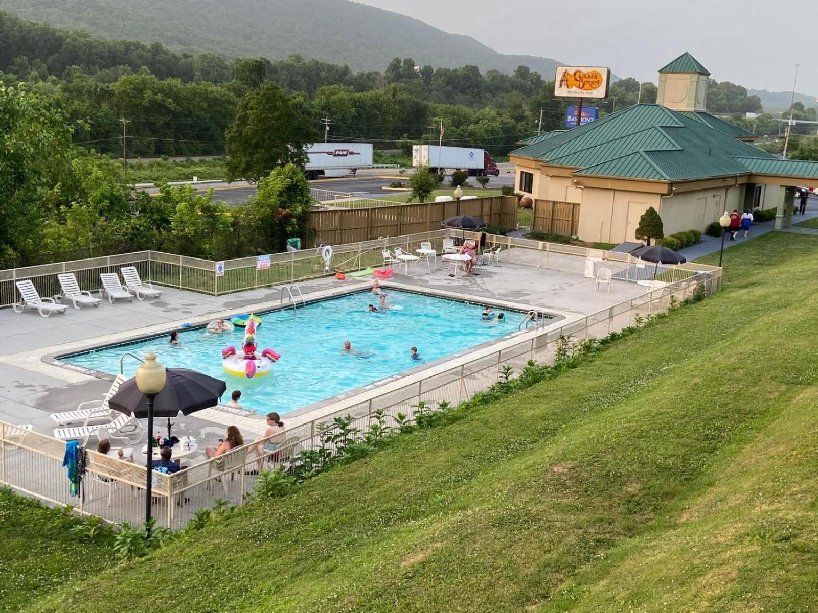 Quality Inn Harriman Экстерьер фото